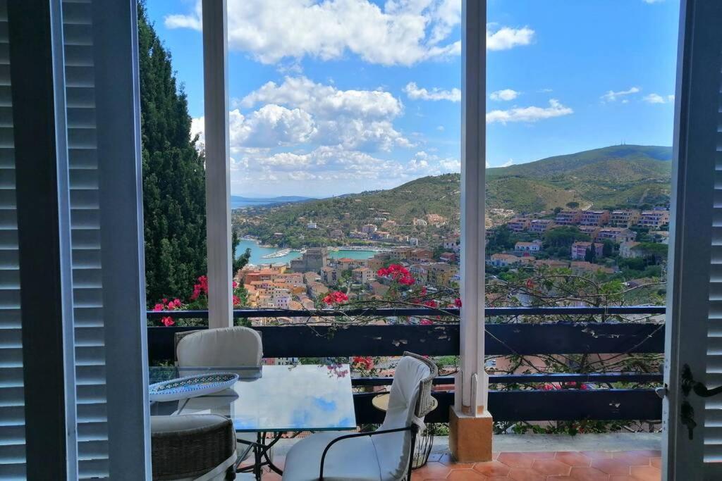 Appartamento Panoramico: Residence Ulivi E Sole Porto Santo Stefano  Bagian luar foto